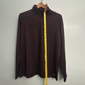 Motion sweater